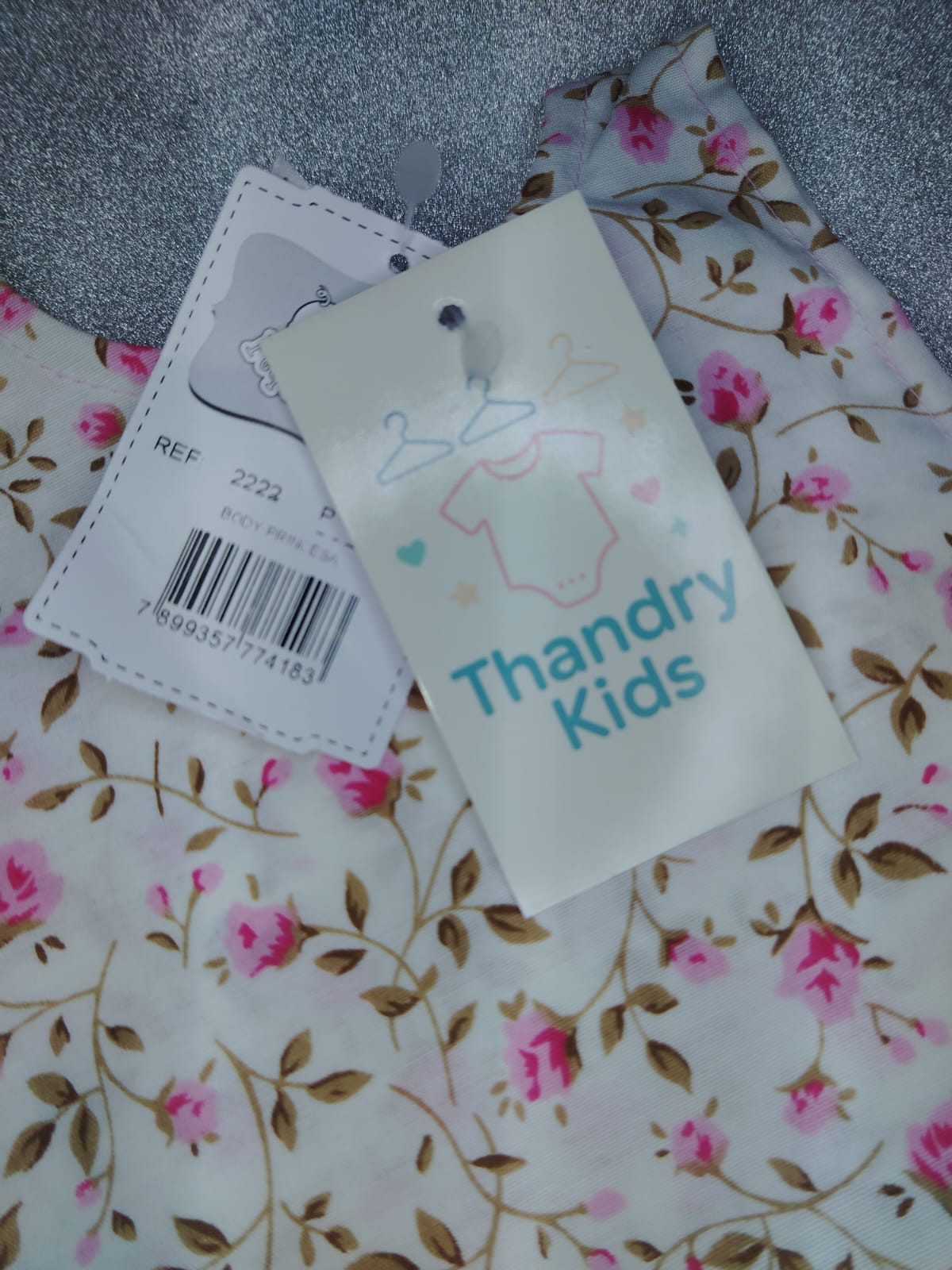 Body Jardineira Floral Menina P (1 a 3 meses) - Imagem 2