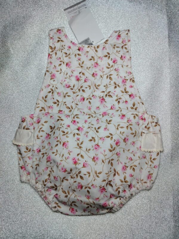 Body Jardineira Floral Menina P (1 a 3 meses) - Imagem 4