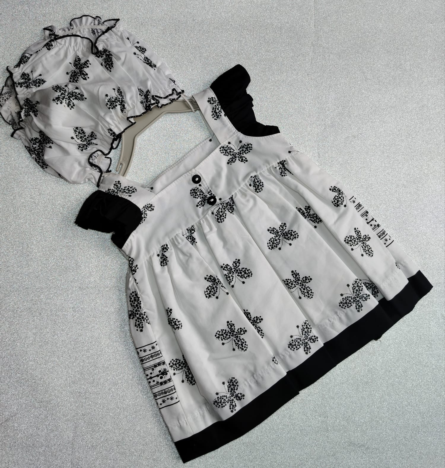 Vestido Infantil com Calcinha Borboleta Preto P (1 a 3 meses) - Imagem 4