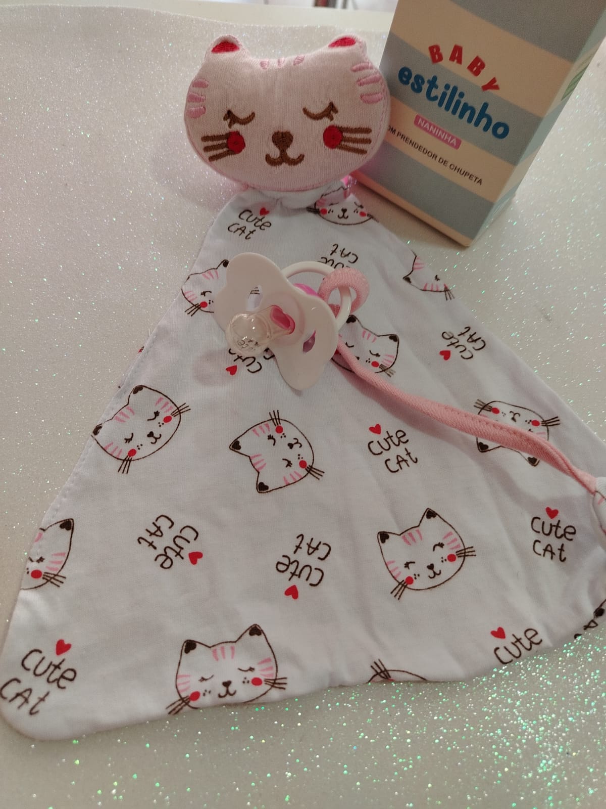 Naninha Gatinha com Prendedor de Chupeta Baby Estilinho Cute Cat
