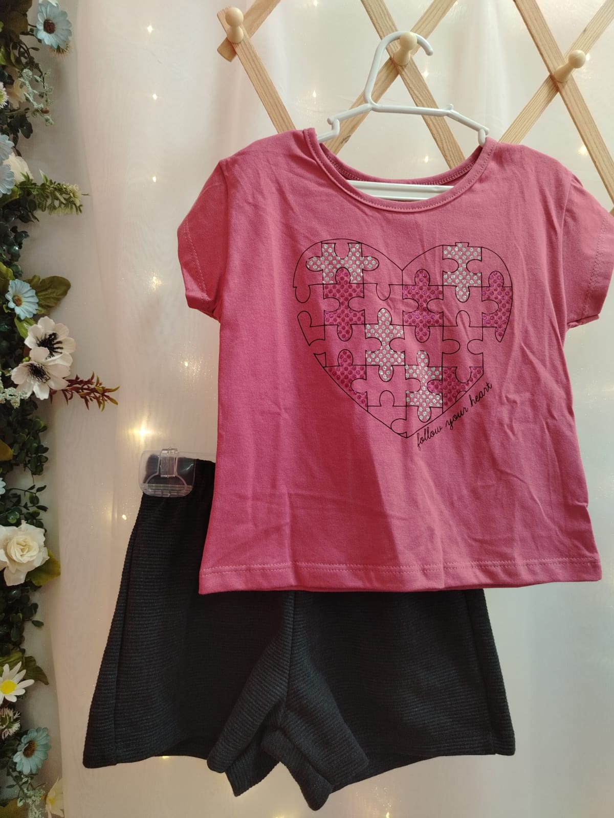 CONJ FEM INF MC SHORTS CORACAO 1000255 TAMANHO 4 - Imagem 2