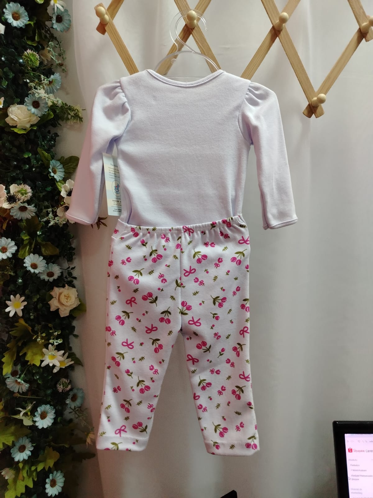 Conjunto Body Manga Longa Sued Bordado Flores e Calça Estampada 0306084 tamanho P - Imagem 5