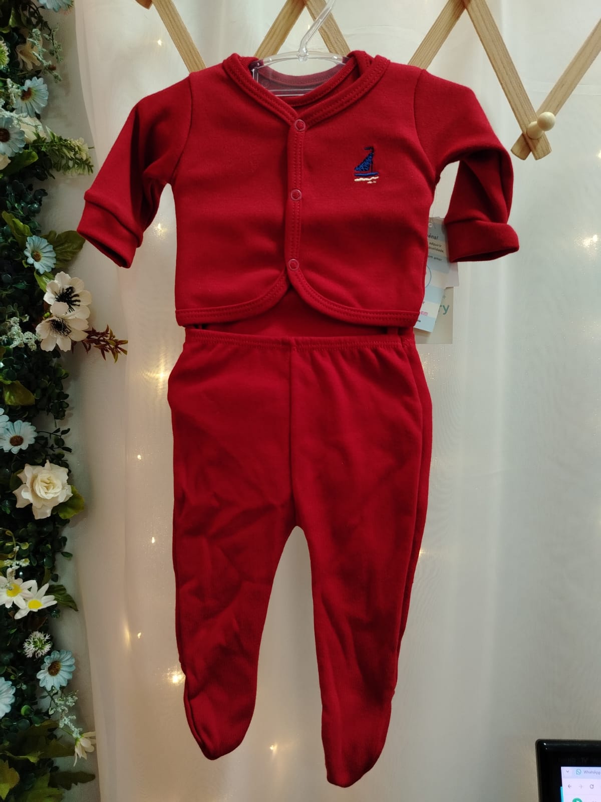 Conjunto Pagão Três Peças Sued Bordado Barquinho Vermelho Estilinho 0306056 Tam RN - Imagem 2