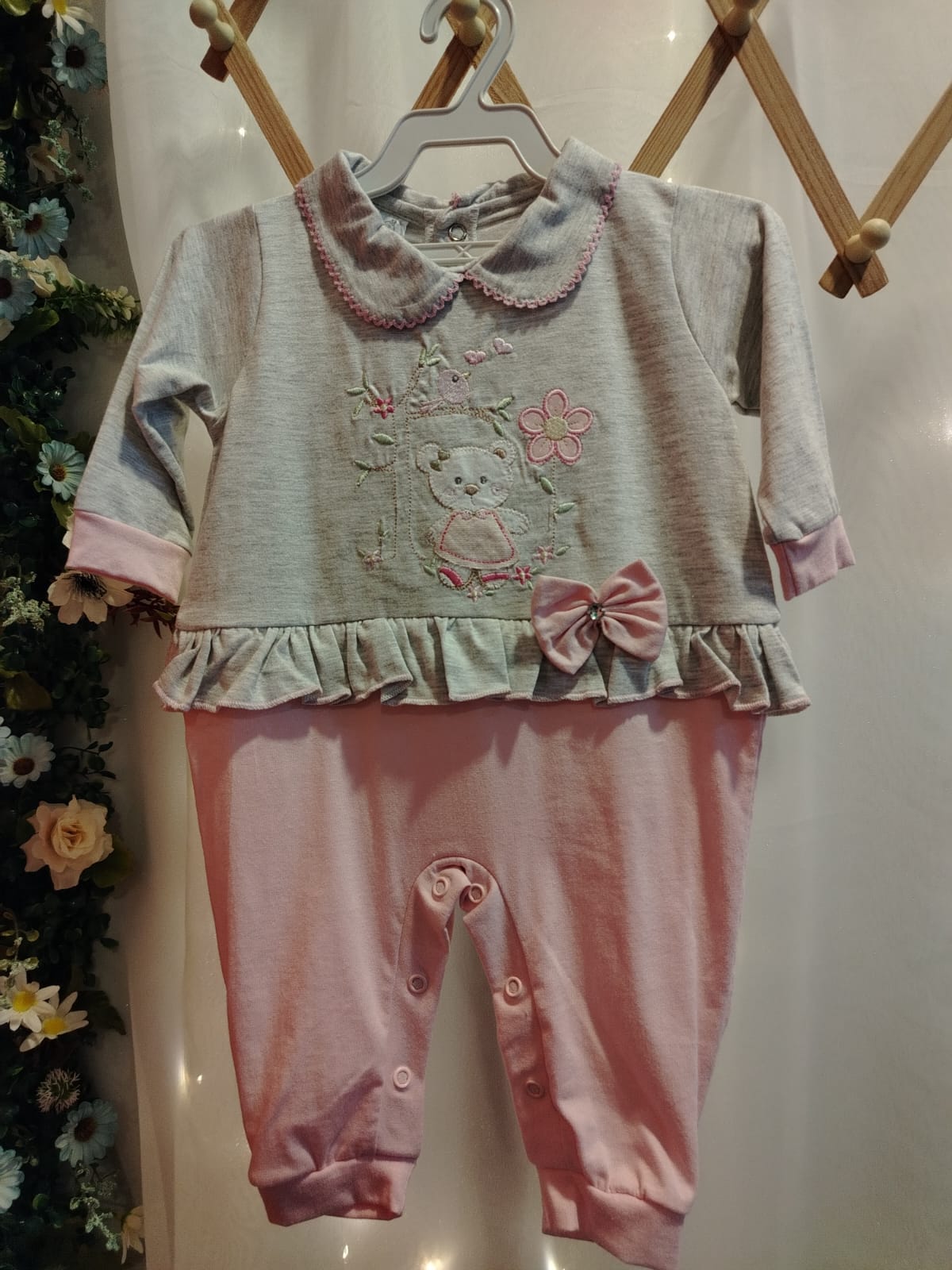 Macacão Meia Estação Feminino Ursinha Rosa Pequena Turma Ref. 6501 Tam M - Imagem 2