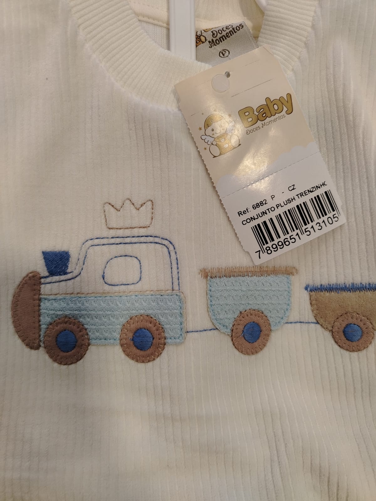 Conjunto bebê Plush Trenzinho Off-White e Cinza Baby Doces Momentos Ref. 6882 Tam P - Imagem 3