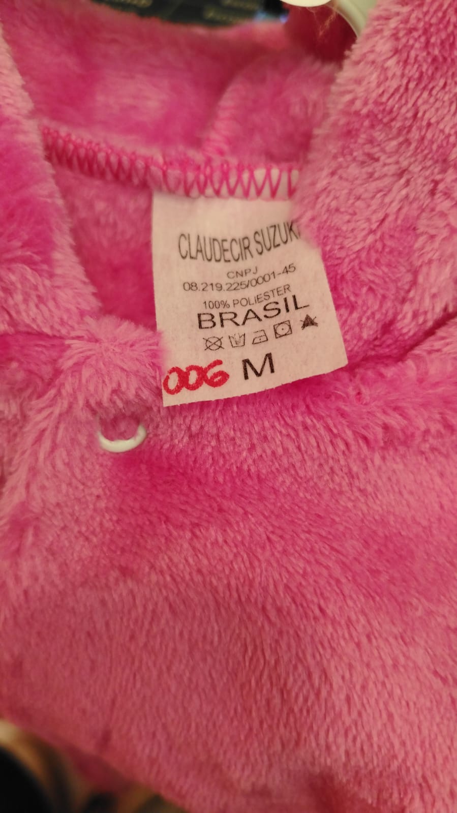 Macacão Plush Bebê com Capuz Cor:Rosa escuro;Tamanho:M( pode sofrer variações de tonalidades) - Imagem 4