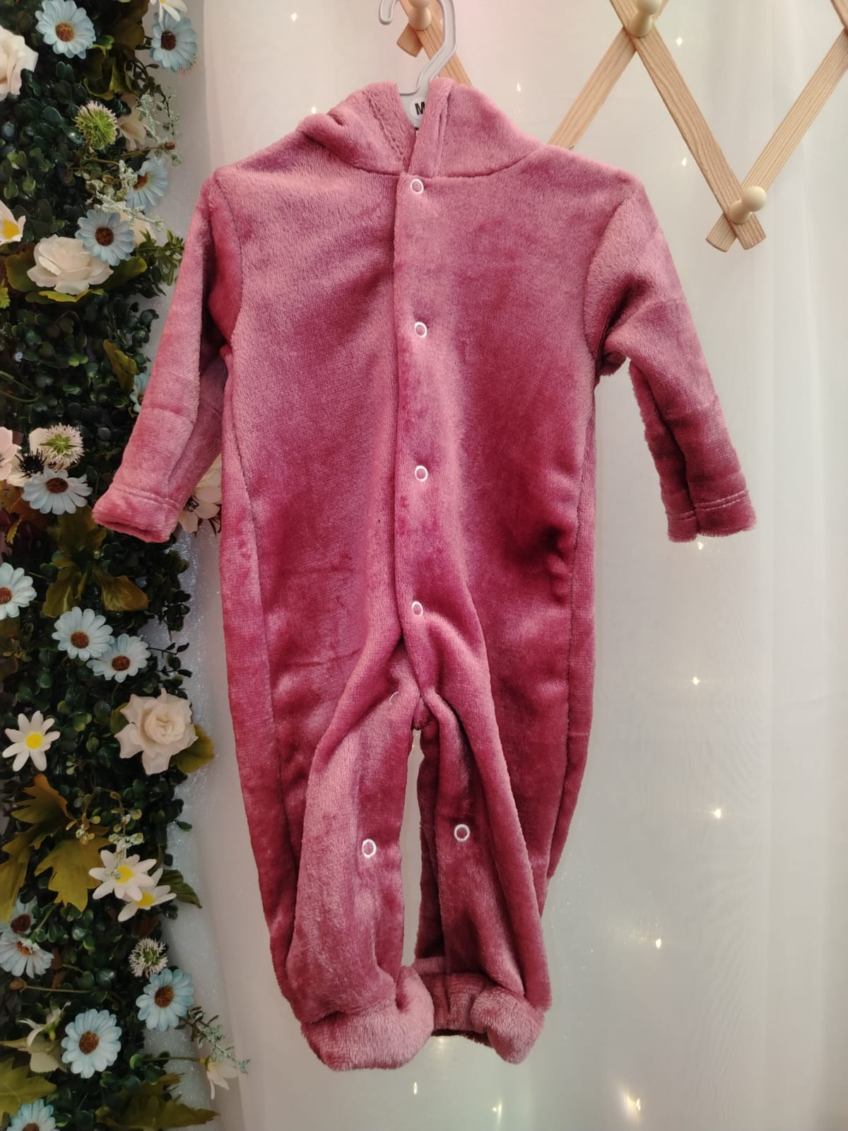 Macacão Infantil Plush com Capuz Rosa 039 Tamanho M - Imagem 2